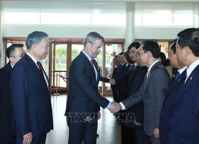 Tổng Bí thư, Chủ tịch nước Tô Lâm bắt đầu thăm cấp Nhà nước Vương quốc Đan Mạch - ảnh 7
