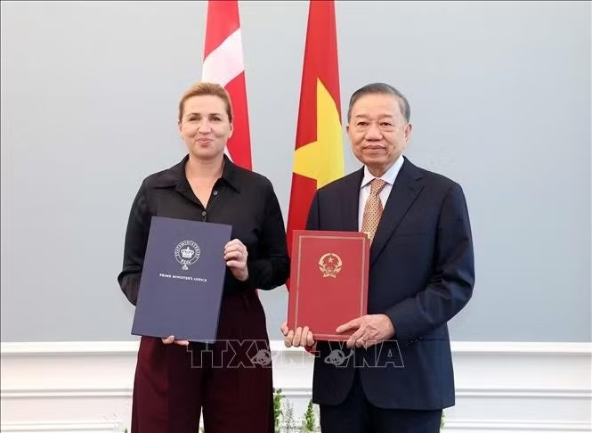 Tuyên bố chung thiết lập quan hệ Đối tác chiến lược toàn diện, tăng cường hợp tác trong lĩnh vực văn hoá - ảnh 1