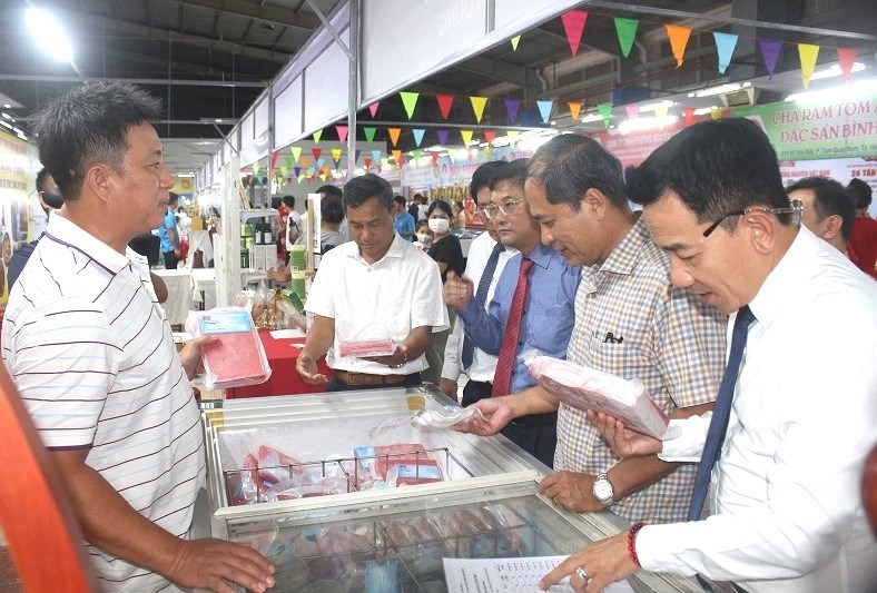 Bình Định “trình làng” sản phẩm OCOP đặc trưng để hút khách - ảnh 1