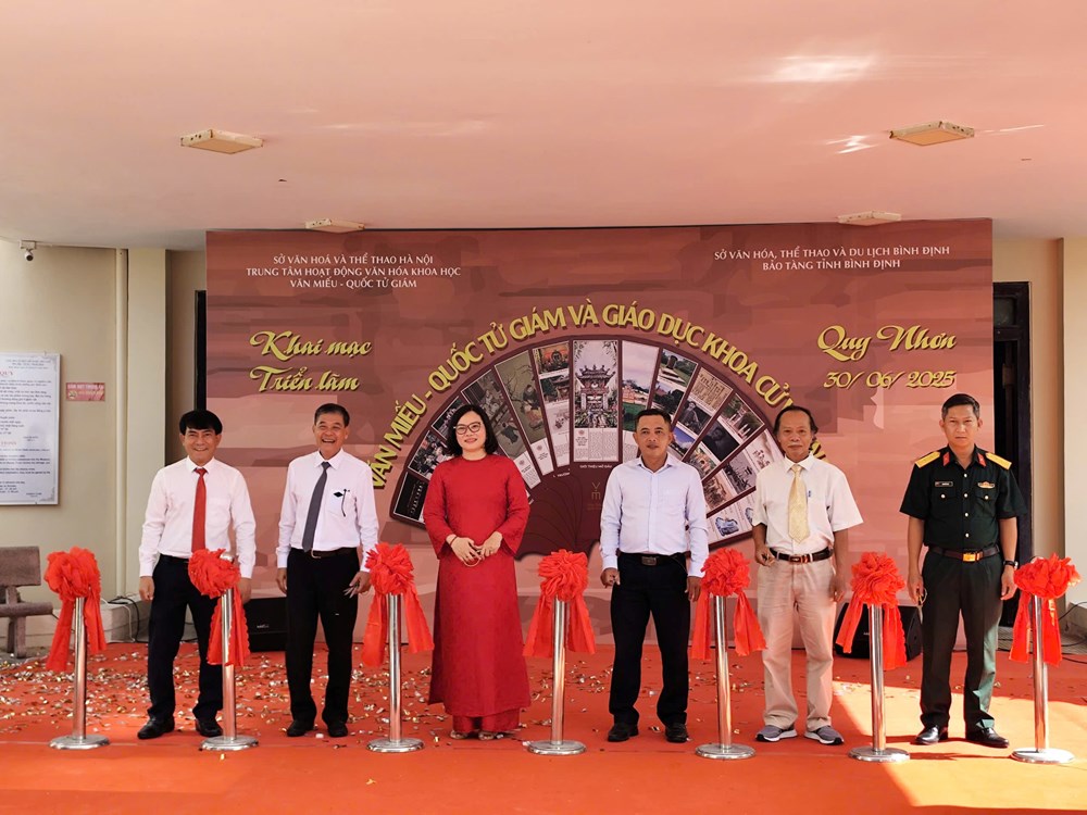 Triển lãm chuyên đề “Văn Miếu – Quốc Tử Giám và Giáo dục – Khoa cử Việt Nam” - ảnh 1