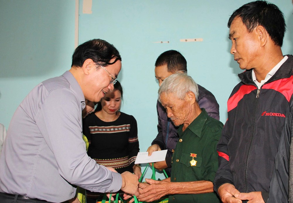 Thủ tục hành chính phải thực sự vì dân, vì doanh nghiệp - ảnh 2