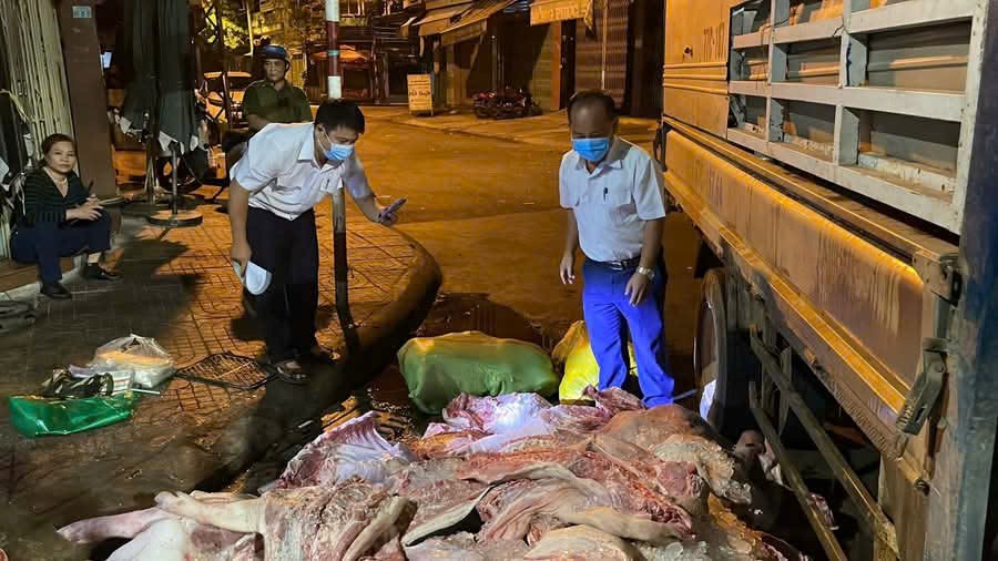 Tiểu thương gặp khó vì dịch tả lợn châu Phi - ảnh 3