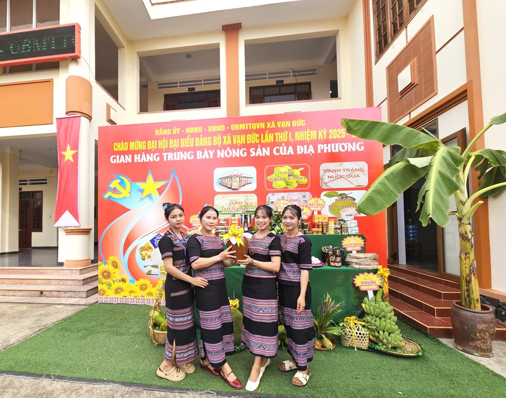 Vạn Đức phát huy truyền thống yêu nước từ chí sĩ Tăng Bạt Hổ - ảnh 2