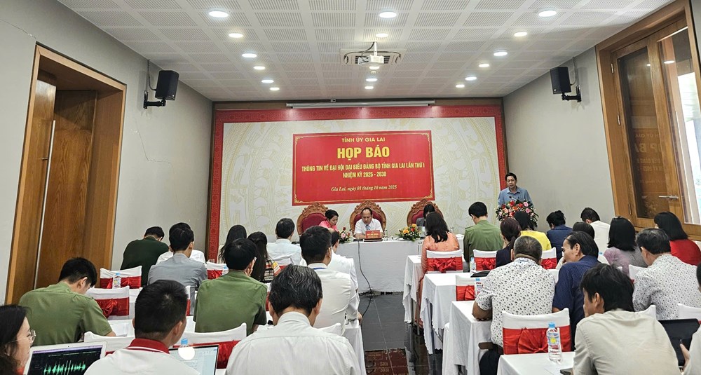 Gia Lai: Đại hội Đảng bộ tỉnh lần thứ I, đại biểu được tặng quà theo tinh thần tiết kiệm - ảnh 2
