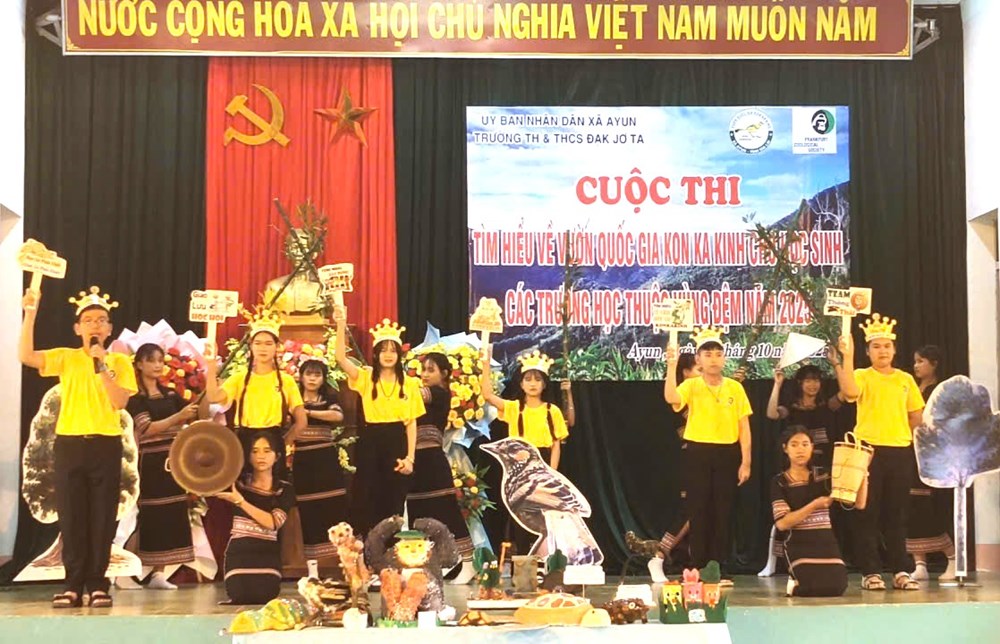 Học sinh thuộc vùng đệm tìm hiểu về Vườn quốc gia Kon Ka Kinh - ảnh 1