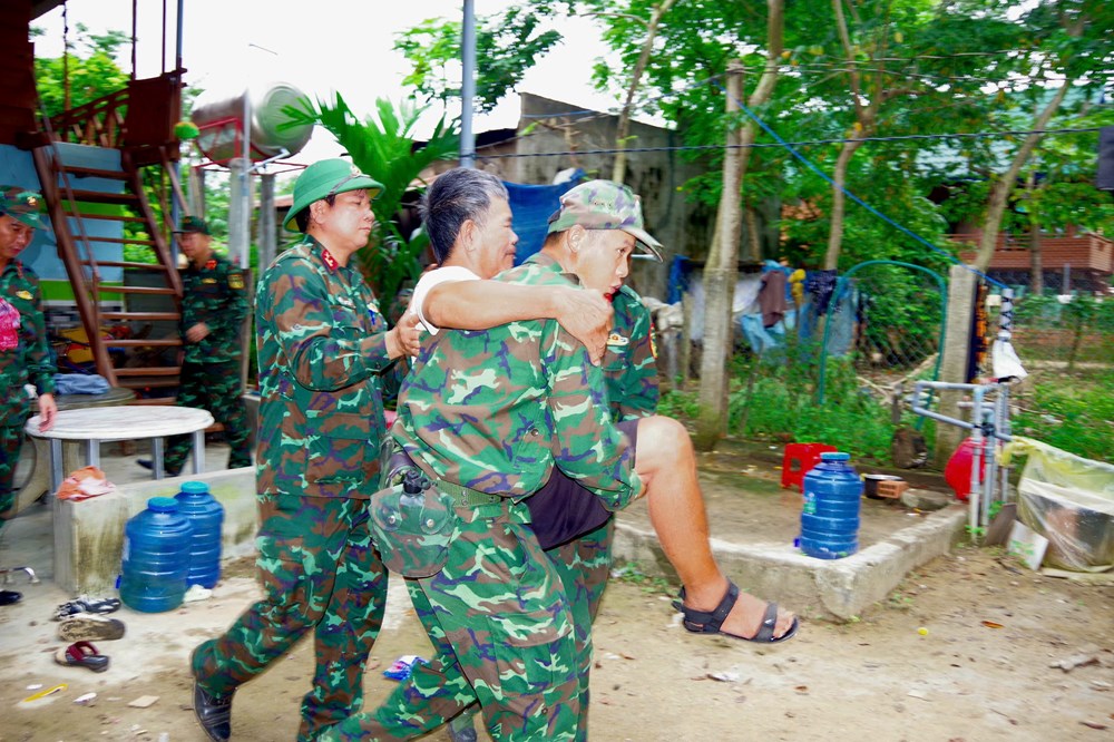 Trước giờ “G” bão số 13 đổ bộ vào Gia Lai - ảnh 4