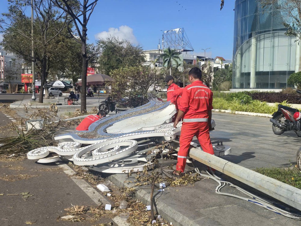 Dọn cho “viên ngọc xanh” lại sáng sau bão - ảnh 7