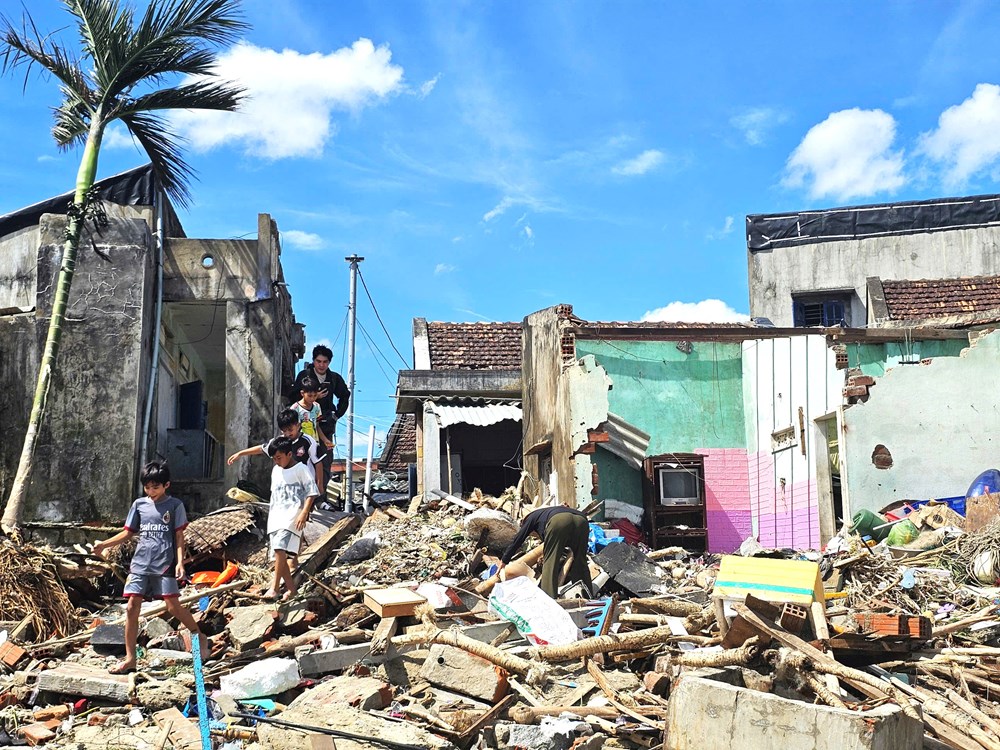 Chủ tịch tỉnh Gia Lai viết tâm thư kêu gọi chung tay nỗ lực khắc phục hậu quả bão số 13 - ảnh 1