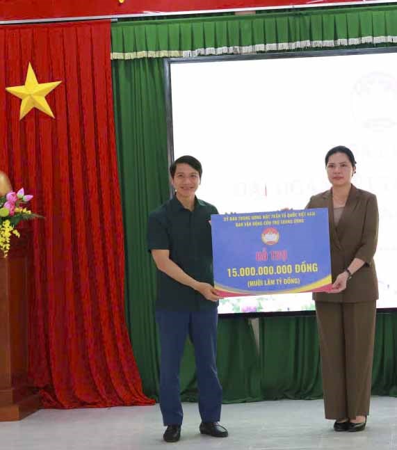 Thủ tướng Phạm Minh Chính dự Ngày hội Đại đoàn kết dân tộc tại Gia Lai - ảnh 5