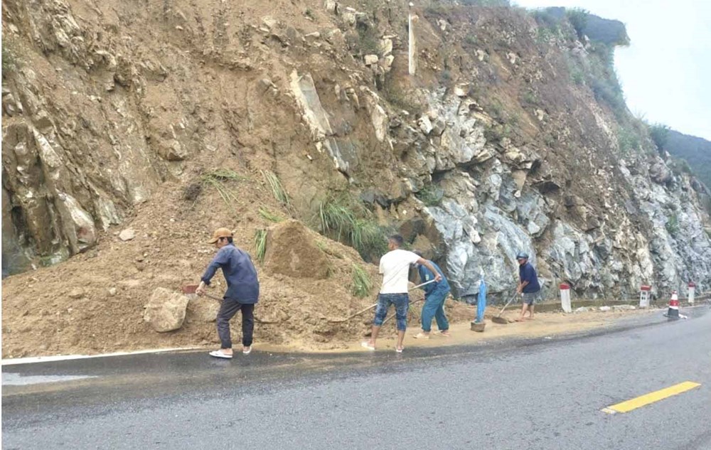 Chủ động ứng phó sạt lở tại đèo An Khê trên tuyến quốc lộ 19 - ảnh 1