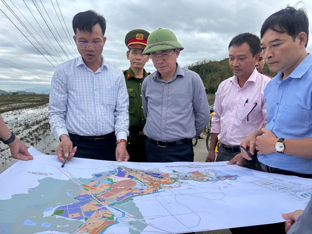 Gia Lai bố trí hơn 1.850 tỉ đồng xây nhà cho người dân vùng thiên tai - ảnh 4