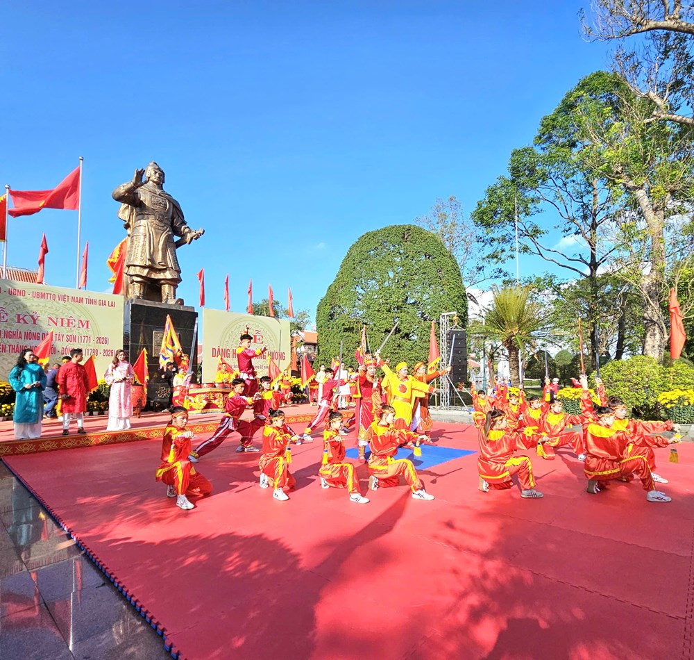 Vạn người nô nức du xuân, trẩy hội Chiến thắng Ngọc Hồi - Đống Đa - ảnh 5