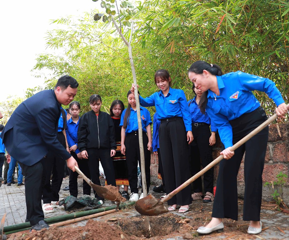Ra quân Tháng Thanh niên: Tuổi trẻ Gia Lai đặt mục tiêu triển khai hiệu quả 10 chỉ tiêu - ảnh 6