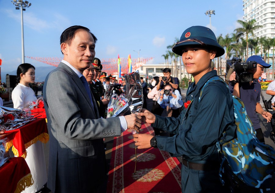 Gần 5.700 thanh niên ưu tú tỉnh Gia Lai đồng loạt lên đường nhập ngũ - ảnh 2