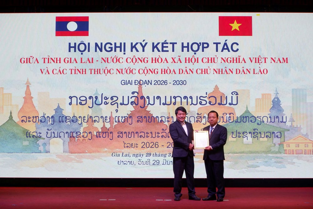 Gia Lai ký kết hợp tác với các tỉnh của Lào - ảnh 2