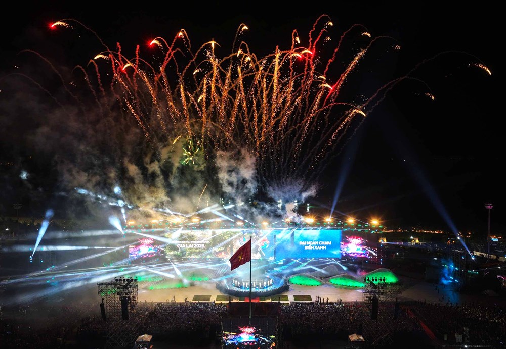 Khai thác “mỏ vàng” rừng, biển: Tạo cực tăng trưởng cho du lịch Gia Lai - ảnh 1