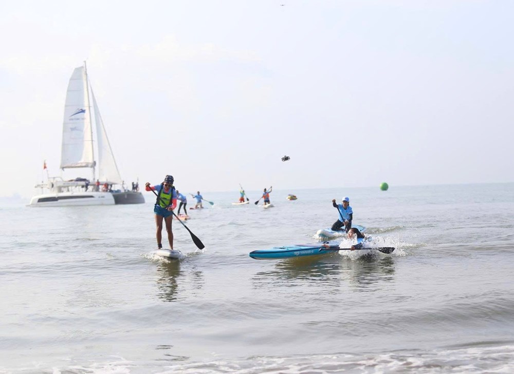 Gần 120 VĐV tham gia Giải đua SUP Quy Nhơn - Zbeach lần thứ I - ảnh 3