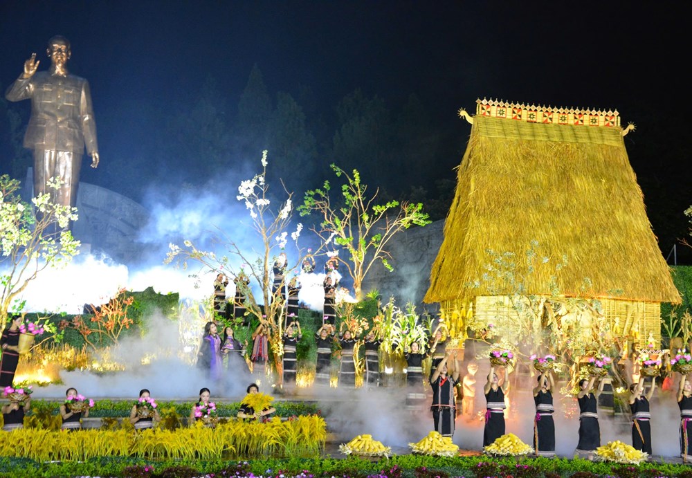 Ấn tượng chương trình nghệ thuật “Đại ngàn Reo” tại Gia Lai - ảnh 1