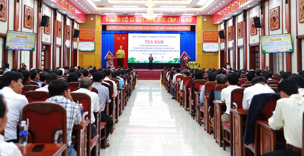 Gia Lai tôn vinh người có uy tín, tiêu biểu trong đồng bào dân tộc thiểu số - ảnh 1