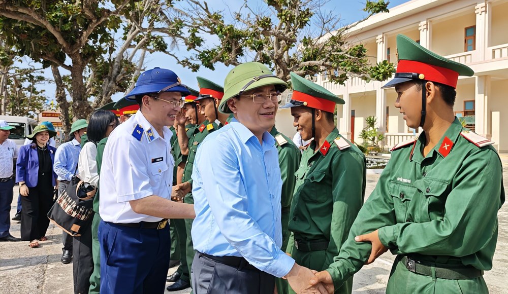 Khảo sát, xây dựng Hải đội Cảnh sát biển tại xã đảo tiền tiêu Nhơn Châu - ảnh 3