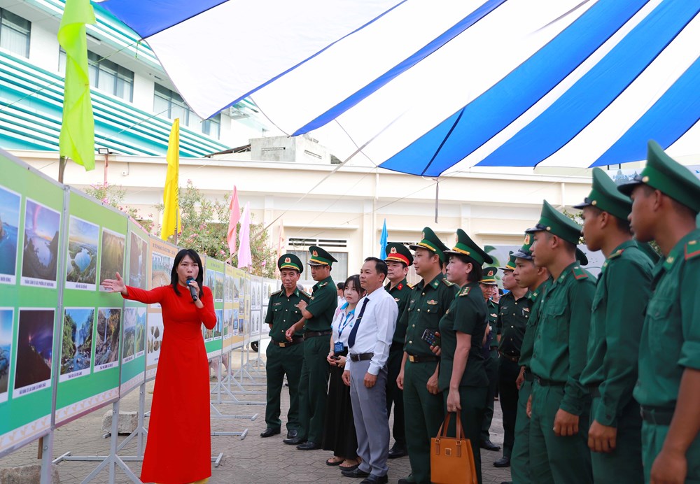 Trưng bày gần 150 ảnh, giới thiệu vẻ đẹp đa dạng của vùng đất Gia Lai - ảnh 1