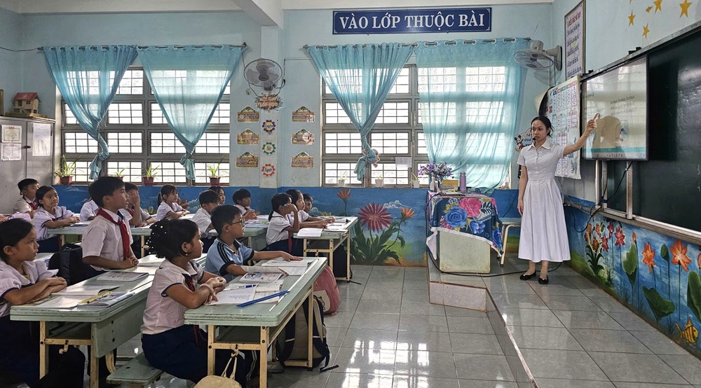 Gia Lai đặt mục tiêu nâng chất phổ cập giáo dục, giảm mù chữ - ảnh 2