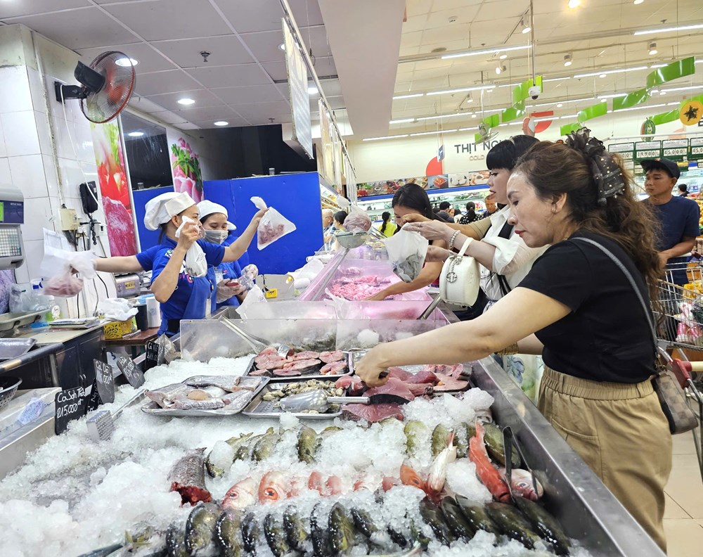 Sau vụ ngộ độc bánh mì, Gia Lai siết chặt an toàn thực phẩm mùa nắng nóng - ảnh 1