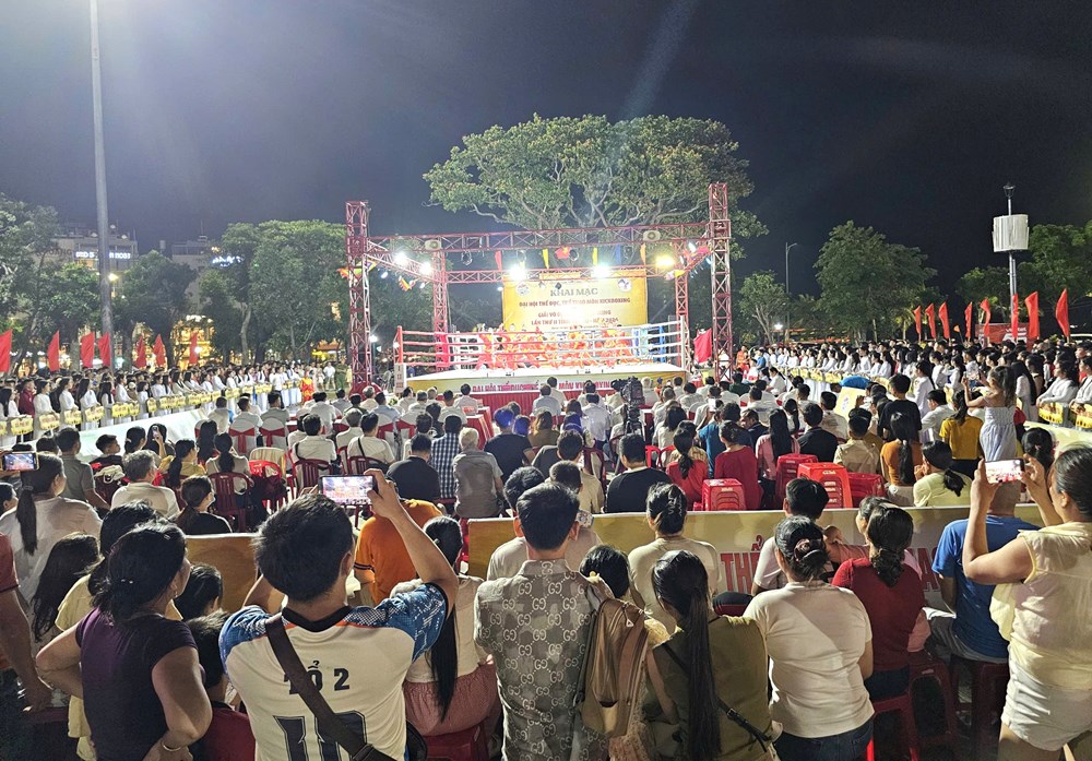 Trên 400 trưởng đoàn, võ sư, HLV, VĐV tham gia giải kickboxing ở Gia Lai - ảnh 4