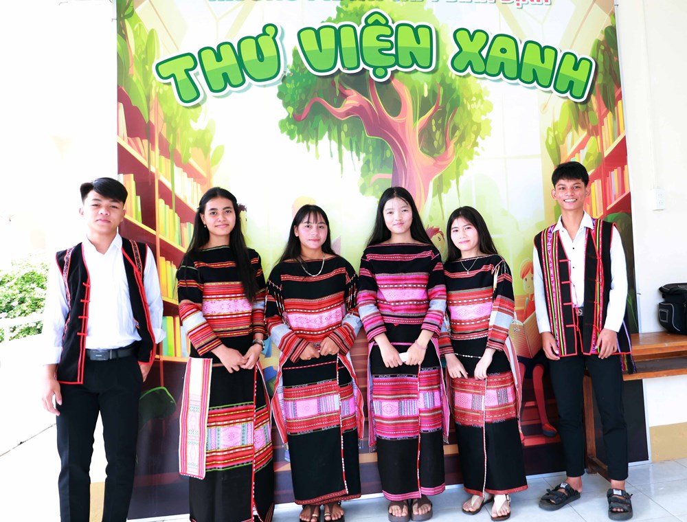 Hơn 734.000 học sinh Gia Lai nô nức bước vào năm học mới - ảnh 7