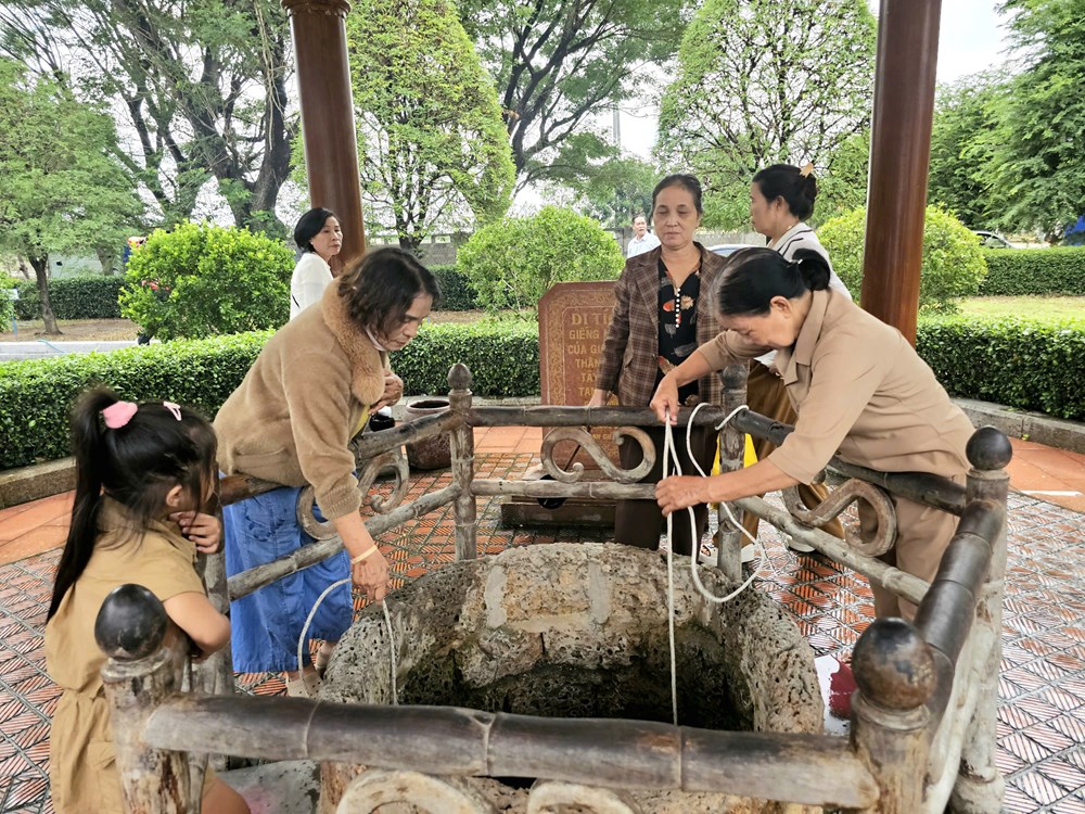 Gia Lai kỷ niệm 234 năm ngày mất Hoàng đế Quang Trung - Nguyễn Huệ - ảnh 7