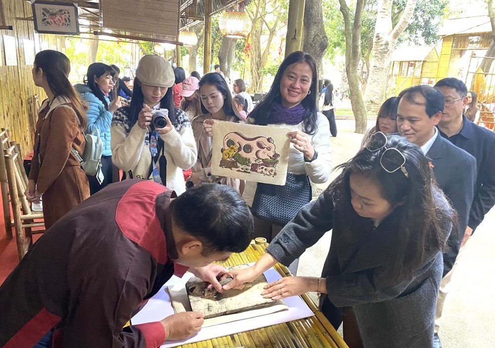 Giữ hồn tranh Đông Hồ qua những hành trình trải nghiệm  - ảnh 3