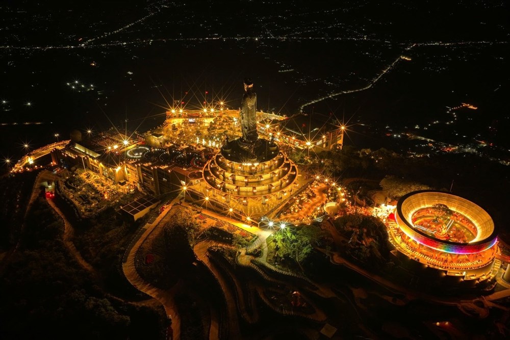 Núi Bà Đen, Tây Ninh tổ chức Lễ an vị Tôn tượng Đức Phật Câu Na Hàm Mâu Ni - ảnh 6