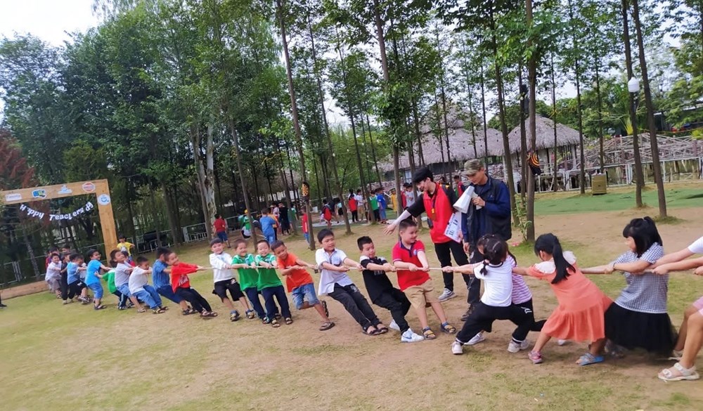 Hà Nội cho học sinh nghỉ Tết 9 ngày, TP.HCM có nơi nghỉ 14 ngày  - ảnh 1