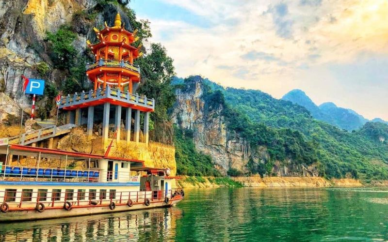 Vì sao nhiều người tìm đến du lịch chữa lành kết hợp lễ tạ cuối năm? - ảnh 3