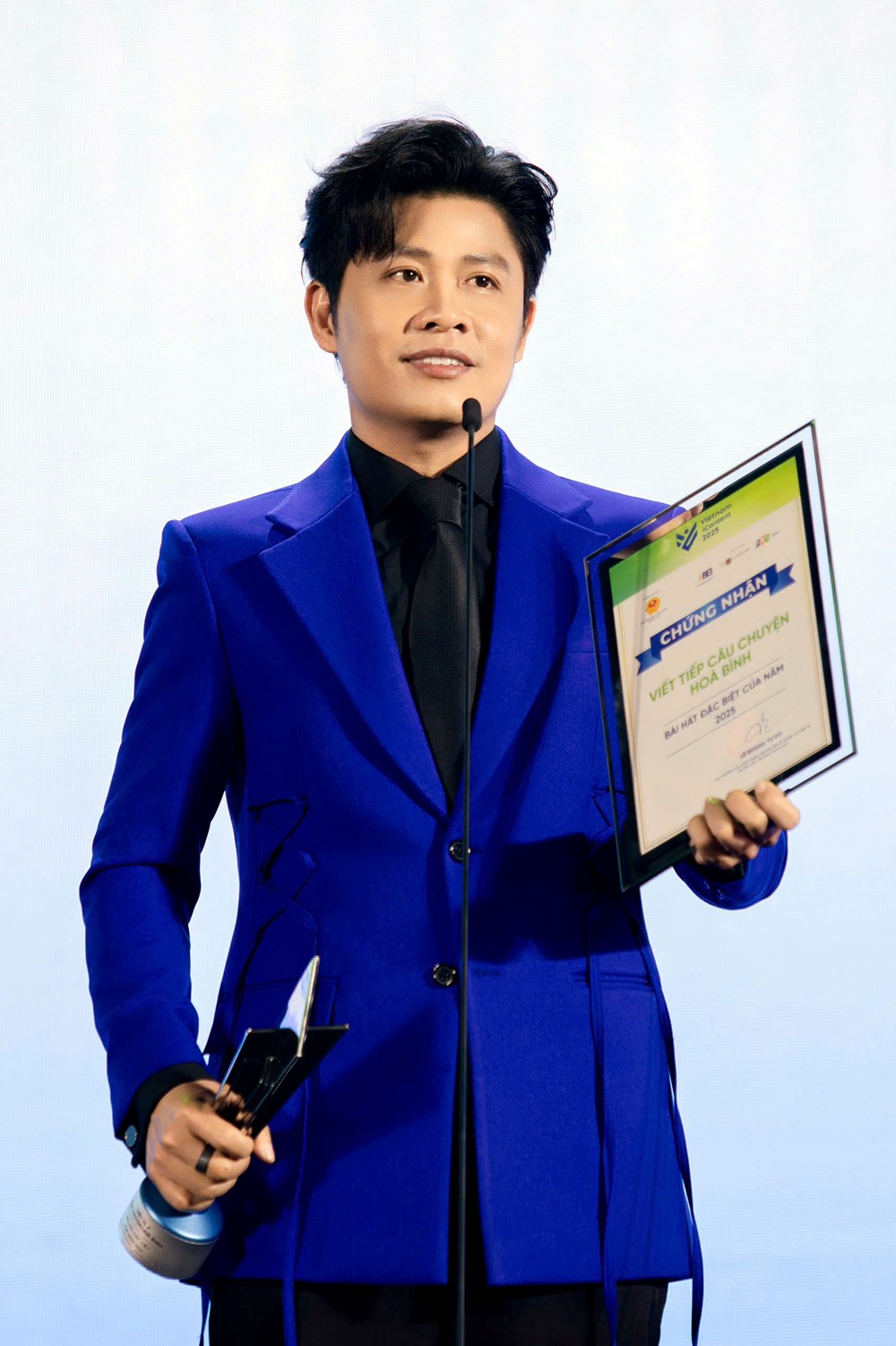 “Viết tiếp câu chuyện hòa bình”, viết tiếp trách nhiệm người nghệ sĩ - ảnh 1