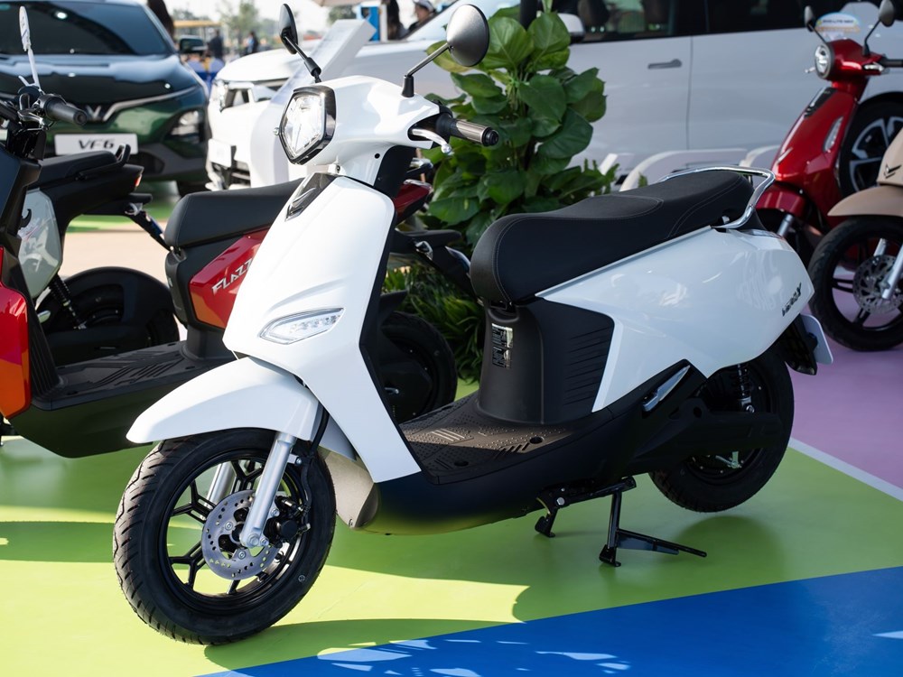 Pin “trâu”, máy khỏe, dân công sở thoải mái vi vu cả tuần với VinFast Vero X - ảnh 1