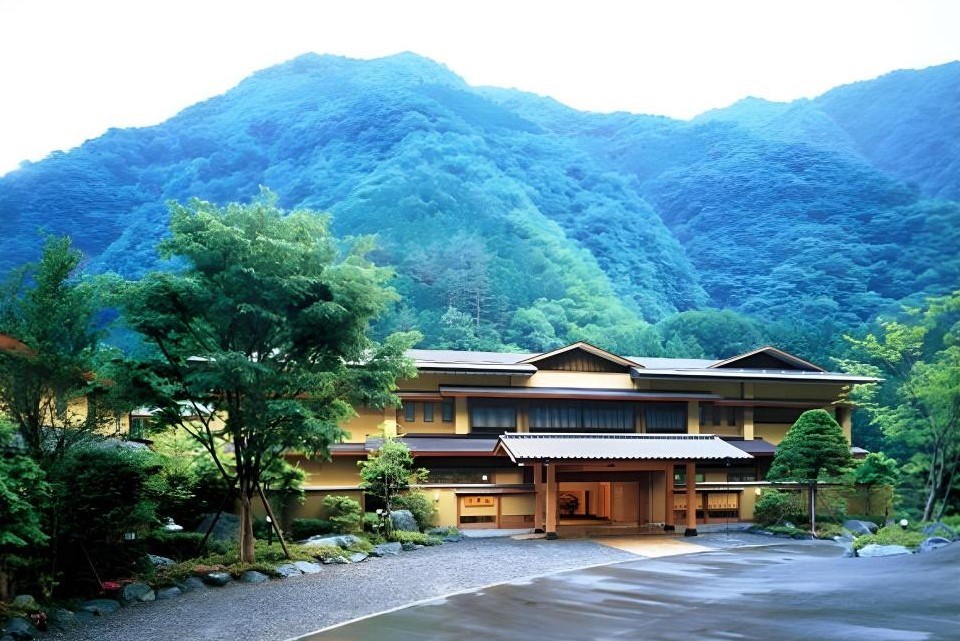 Khách sạn cổ nhất hành tinh: 1.300 năm tồn tại qua 52 thế hệ - ảnh 1