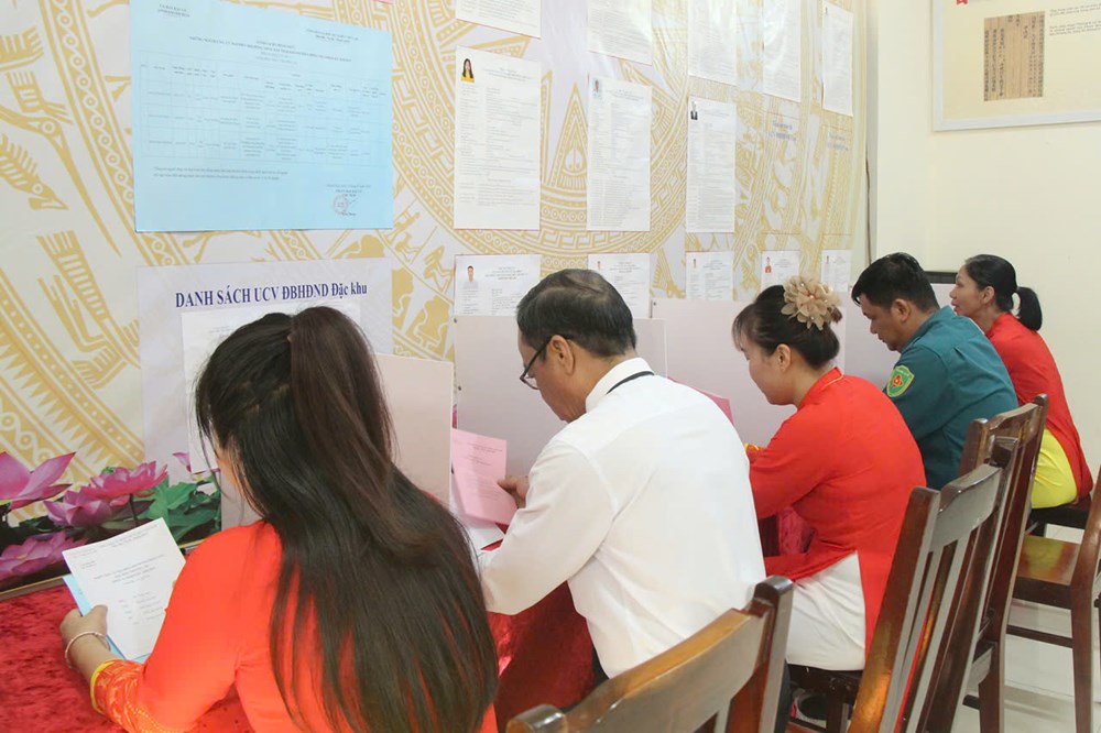 Trường Sa hoàn thành bầu cử sớm - ảnh 6