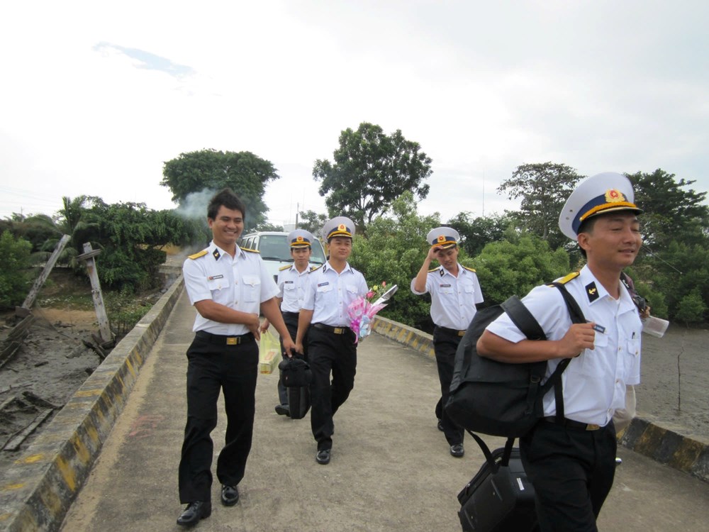 Vang mãi bản hùng ca trên thềm lục địa - ảnh 3