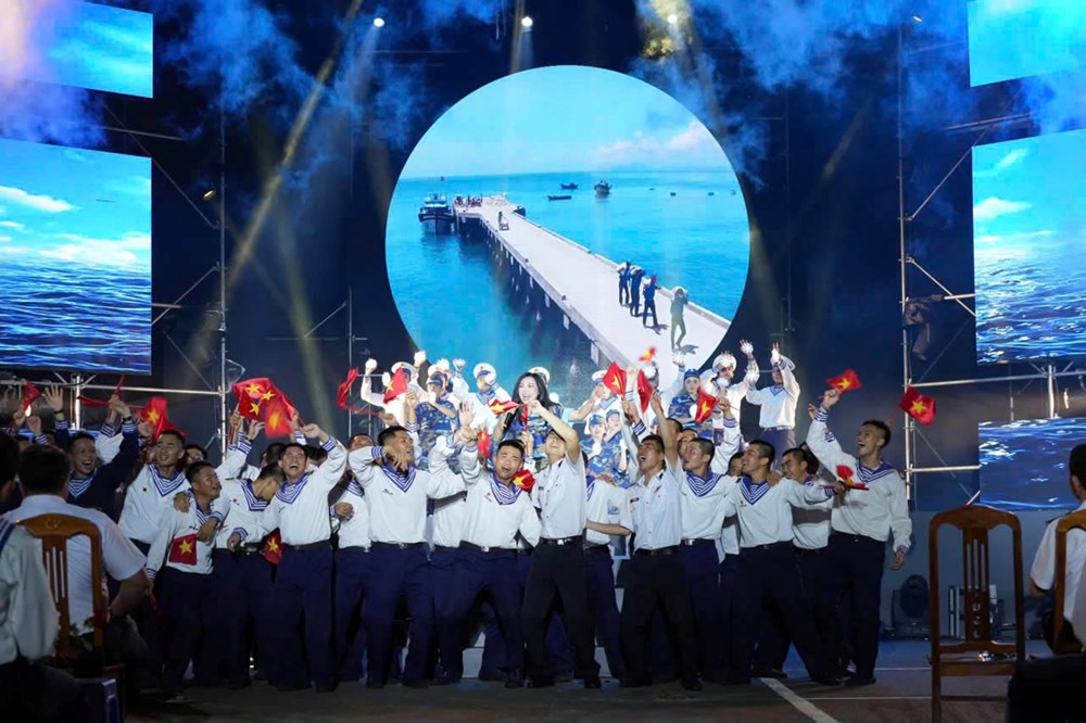 Giai điệu cách mạng - mạch ngầm văn hóa chảy trong trái tim lính biển - ảnh 3