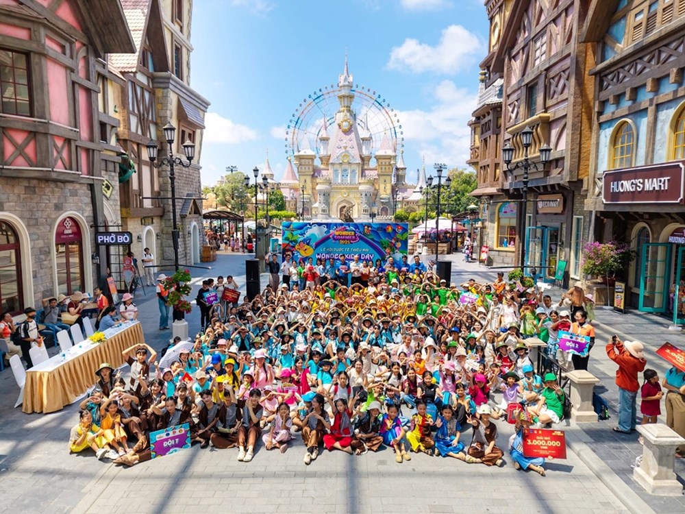 Phú Quốc United Center: Từ “tâm điểm không ngủ” đến “vũ trụ lễ hội” bùng nổ - ảnh 8