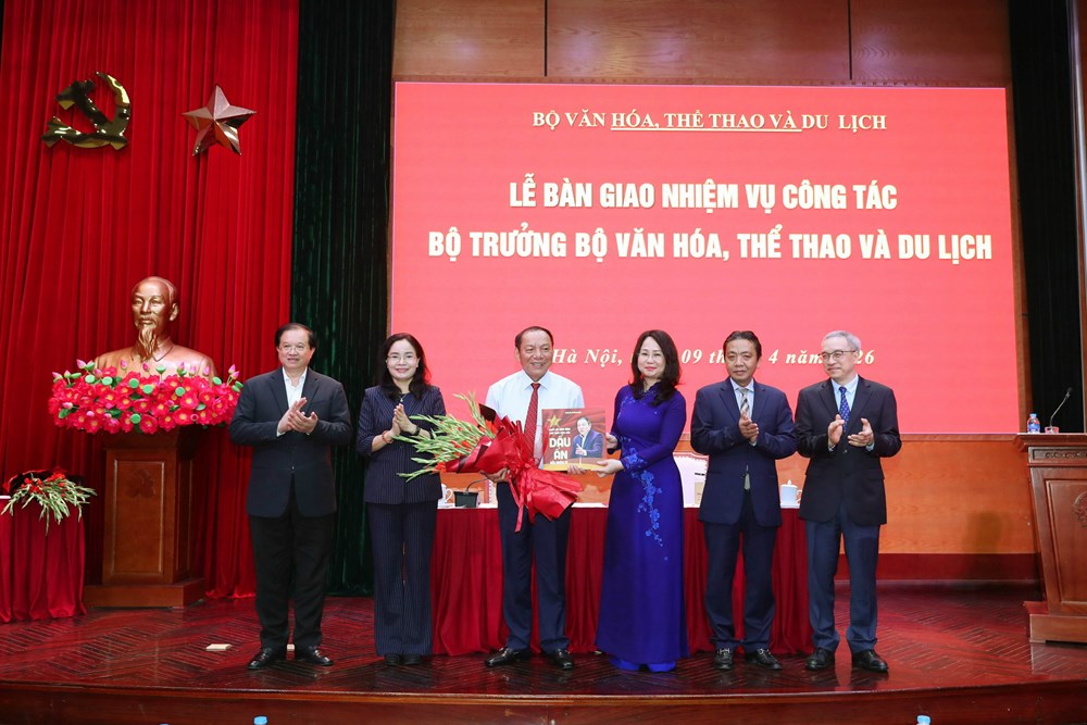 “Quản lý” và “Kiến tạo”: Động lực để văn hóa Việt Nam cất cánh - ảnh 6