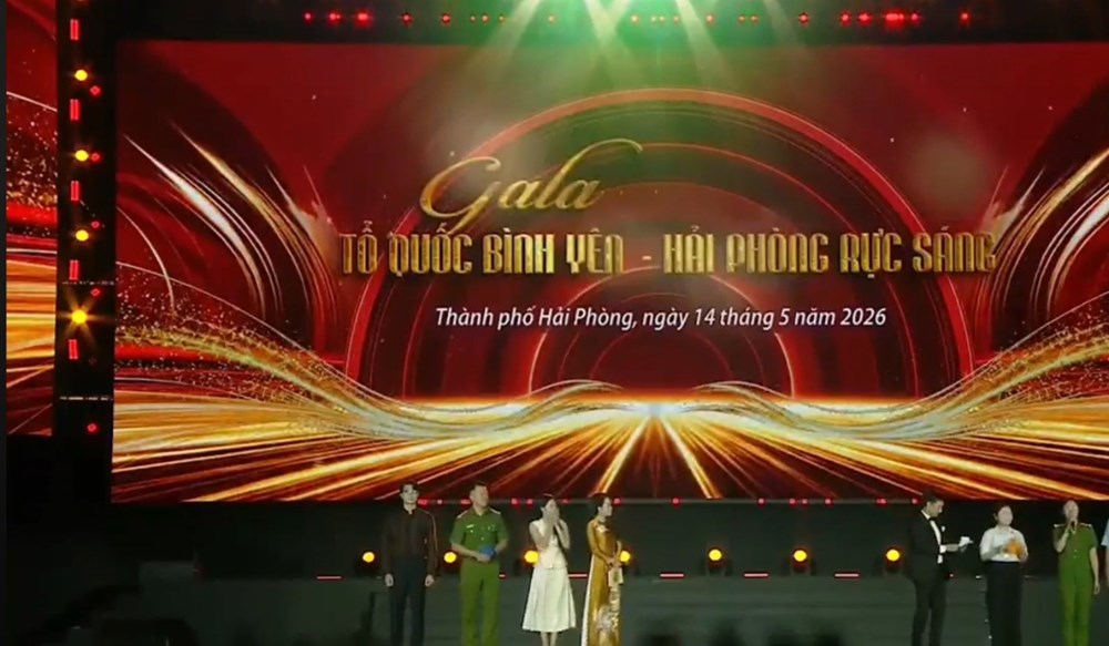 Đêm Gala “Tổ quốc bình yên - Hải Phòng rực sáng” - ảnh 1