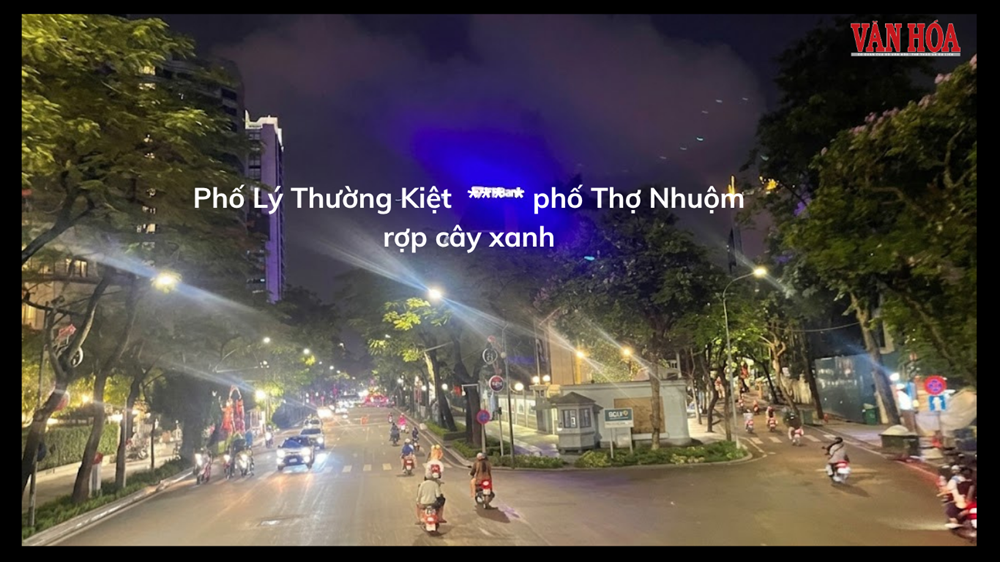 “Lạc” giữa Hà Nội đêm trên xe bus 2 tầng - ảnh 9