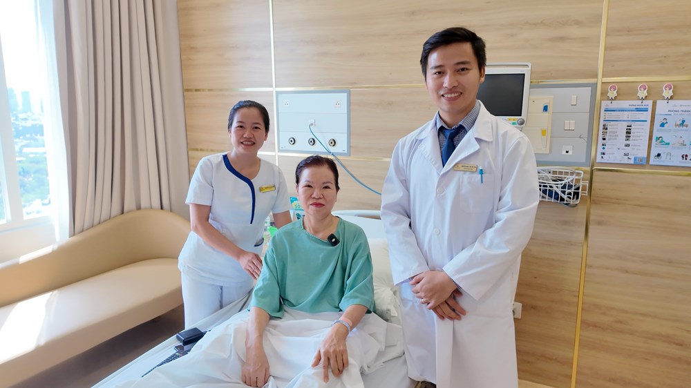 Gỡ “nút thắt” hai bệnh lý dai dẳng cho người phụ nữ bị sa đa tạng chậu phức tạp - ảnh 2