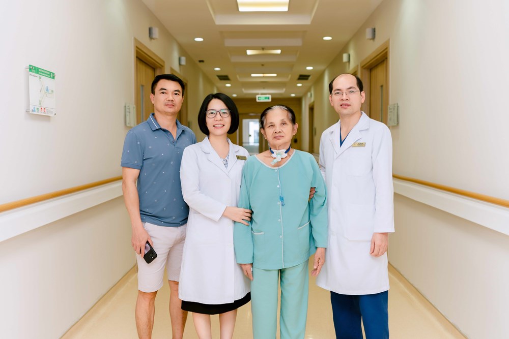 21 ngày nghẹt thở cứu người phụ nữ mắc uốn ván nguy kịch của ê-kíp Vinmec Hạ Long - ảnh 2