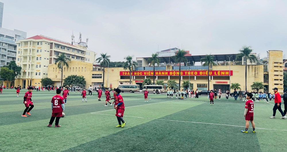 Mỗi học sinh chọn một môn thể thao, nghệ thuật: Tự nguyện đến đâu? - ảnh 1