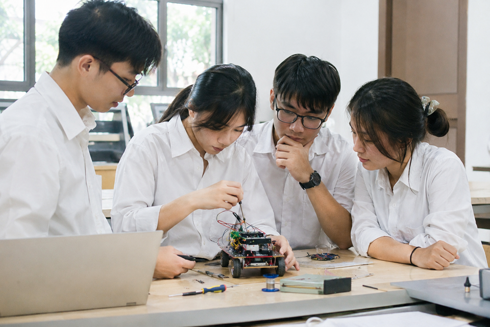 Tám bậc trình độ quốc gia mới: Học sinh sau lớp 9 có những hướng đi nào? - ảnh 1