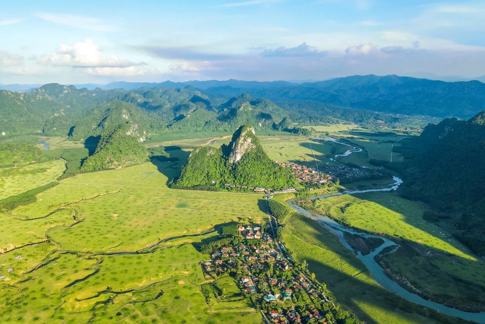 Sau sáp nhập, địa phương làm mới thương hiệu du lịch ra sao? - ảnh 1