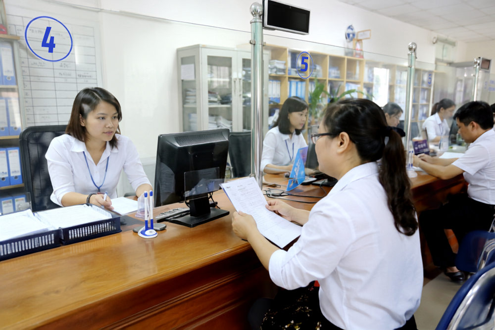 Sau khi lương cơ sở lên 2,53 triệu đồng, lương công chức có tăng tiếp? - ảnh 1
